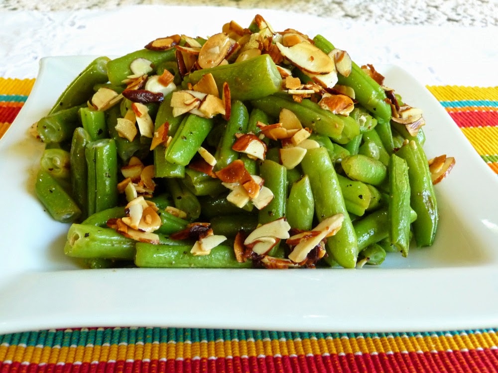 SPLENDID LOWCARBING BY JENNIFER ELOFF GREEN BEANS ALMONDINE