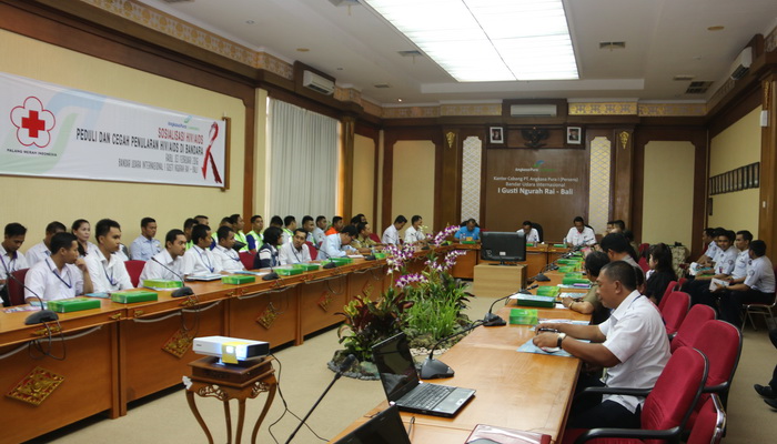 Pegawai Bandara Ngurah Rai Diminta Mawas Diri Atas Penularan HIV