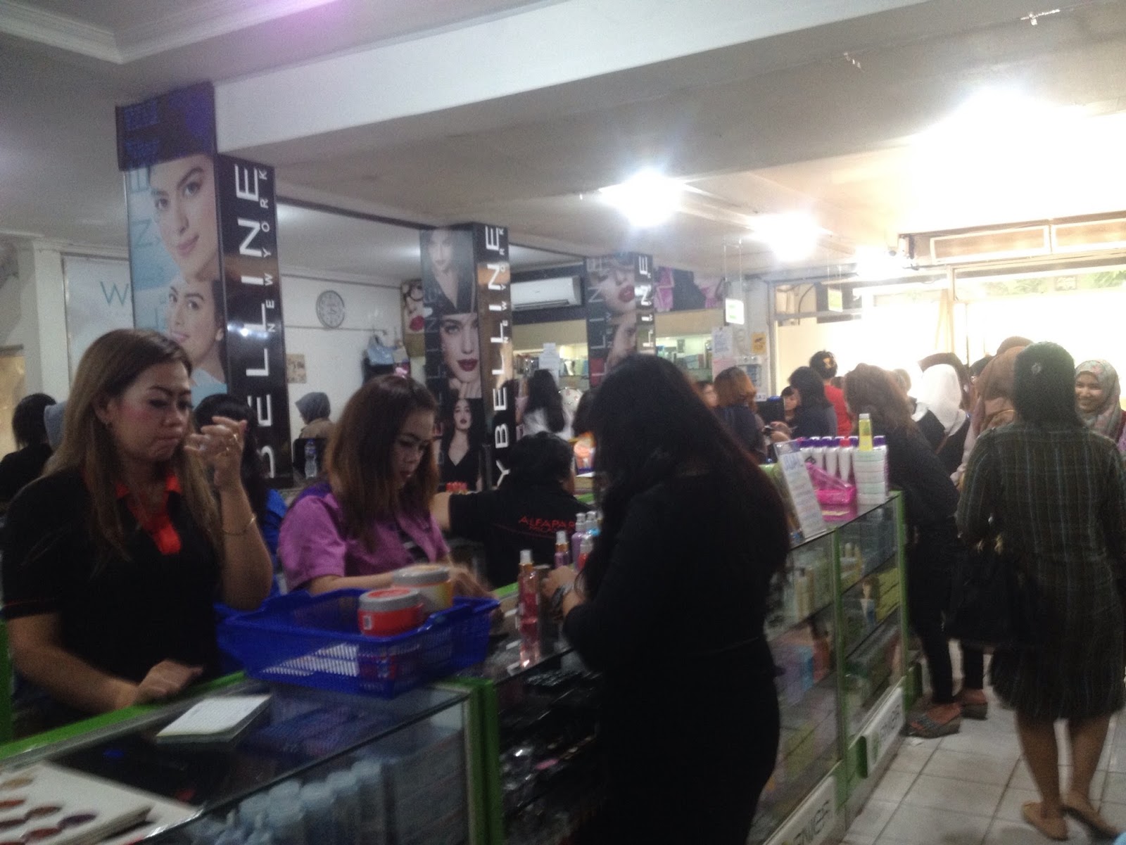 Toko Mahmud Bandung buat yang Nyari Kosmetik dan Make up