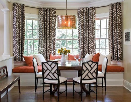 General Splendour : Dining Room - Oooh! Maybe a Window Seat?