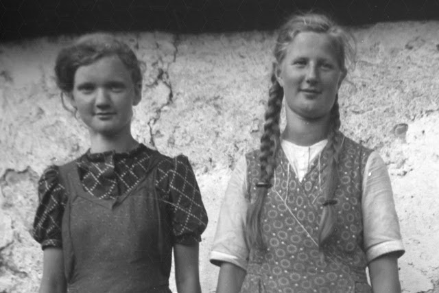 Zwei junge Frauen - Beste Freundinnen - 1930-1950