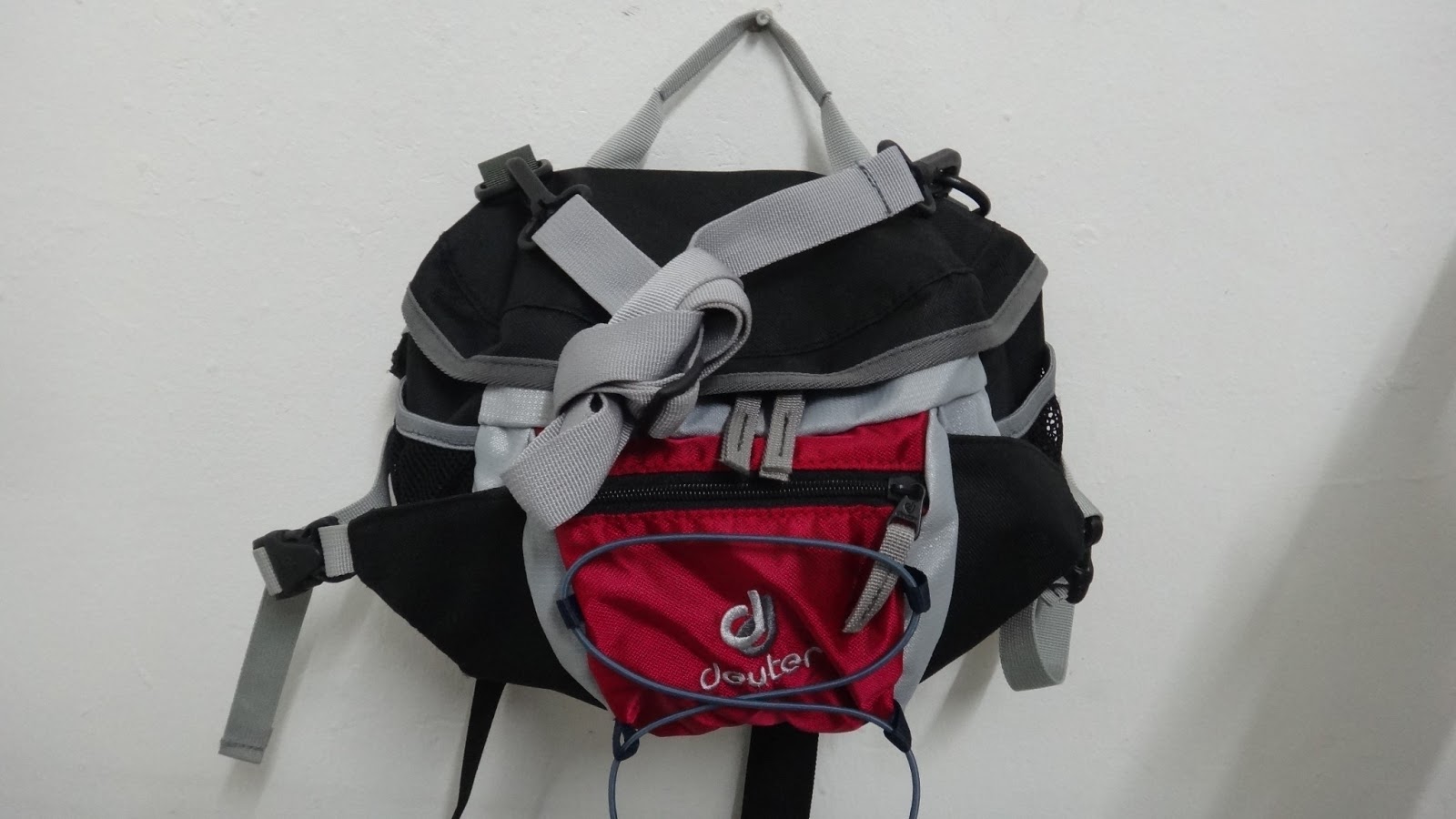 ORIGINAL BACKPACK HERE... DEUTER POUCH BAG