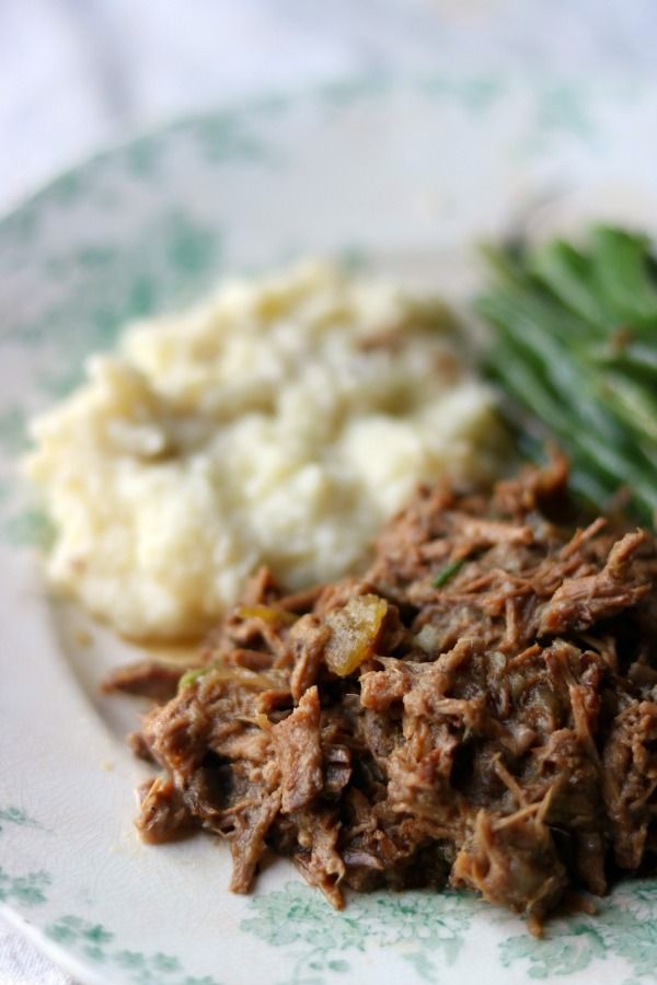 SLOW COOKER POT ROAST LOW CARB MEAL PREP BASIC FoodBlog mr.X