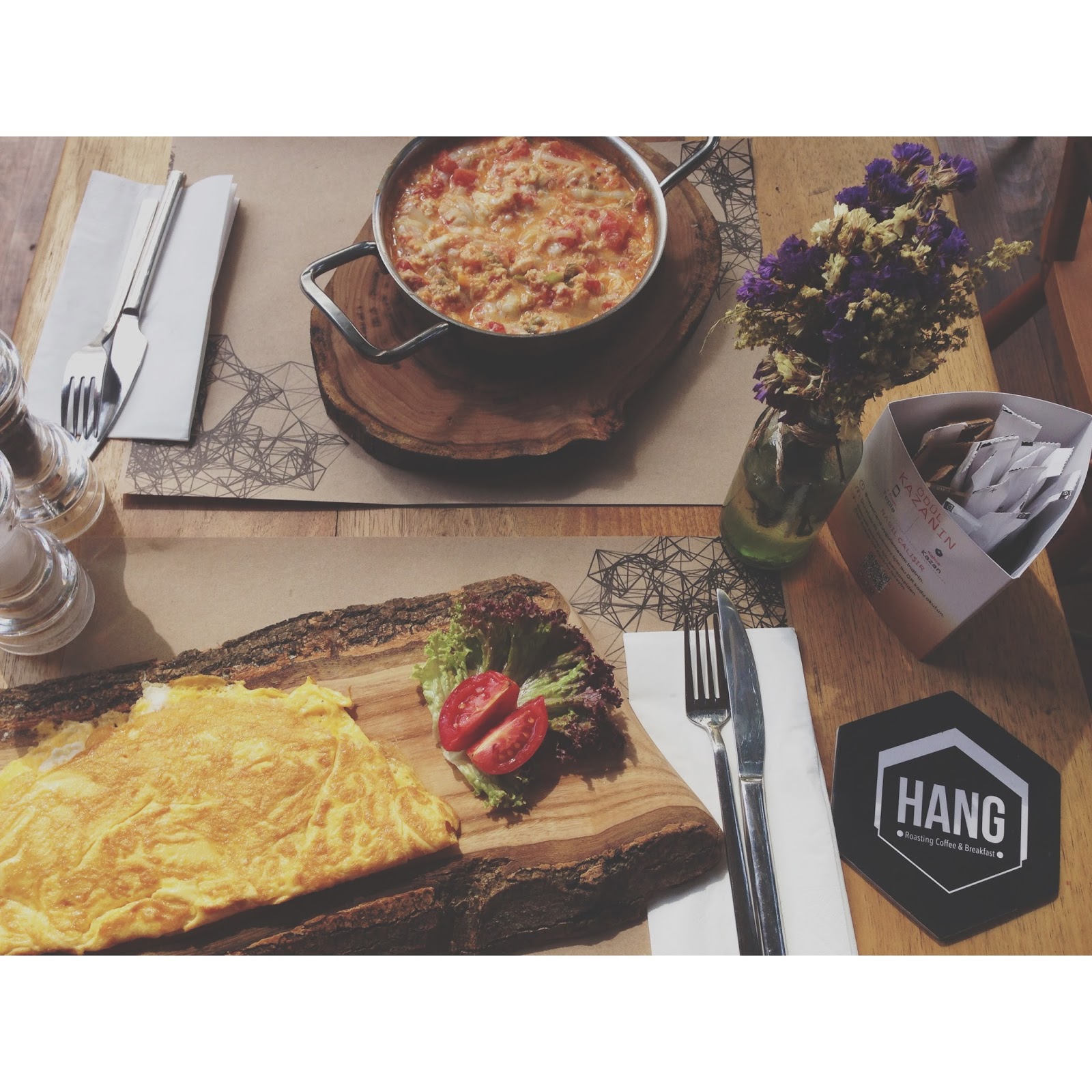 NazKavas Kadıköy�de KahvaltıKahve Noktası; Hang Cafe