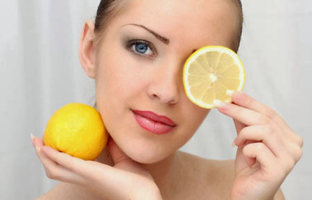 Get-Perfect-Skin-With-Lemon