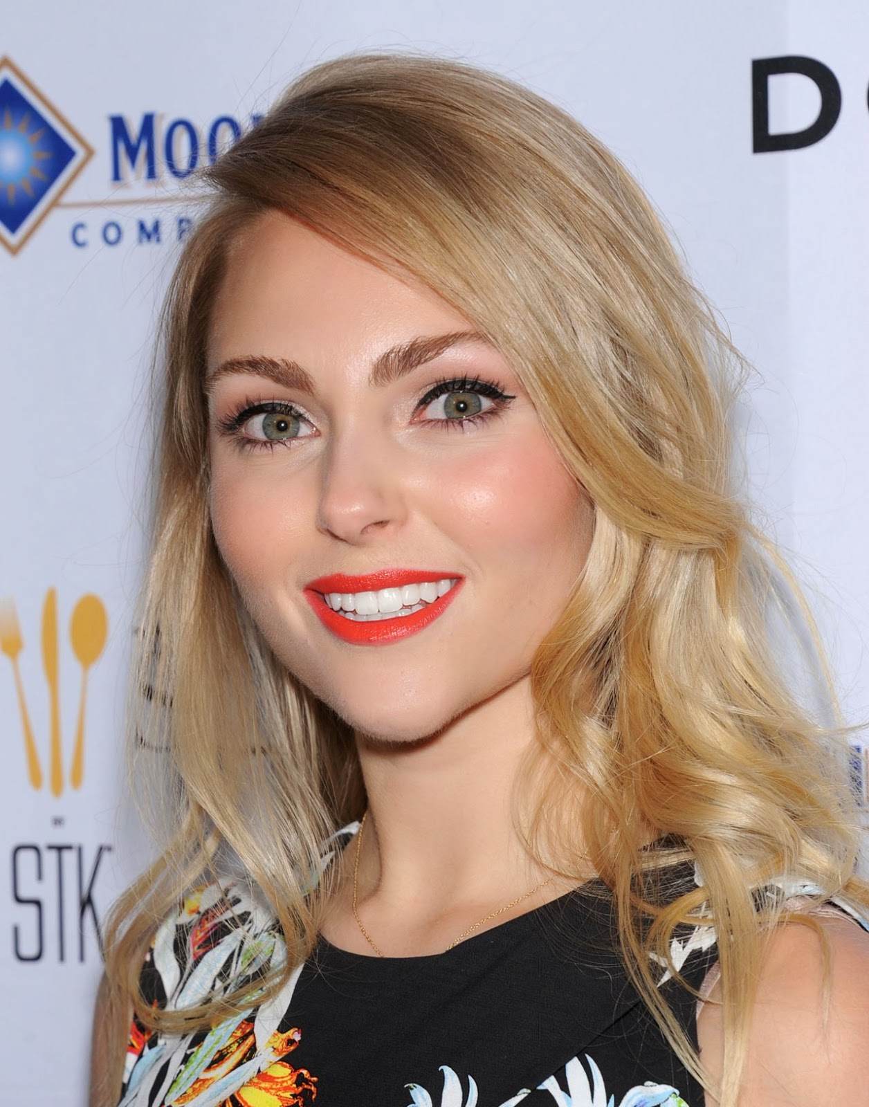 Celebs Galaxy: AnnaSophia Robb in Washington DC – Creative Coalition