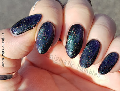 Swatch Review Born Pretty Store Magnetic Star River Series Myriad Star Swatch-Review-Born-Pretty-Store-Magnetic-Star-River-Series-Myriad-Star