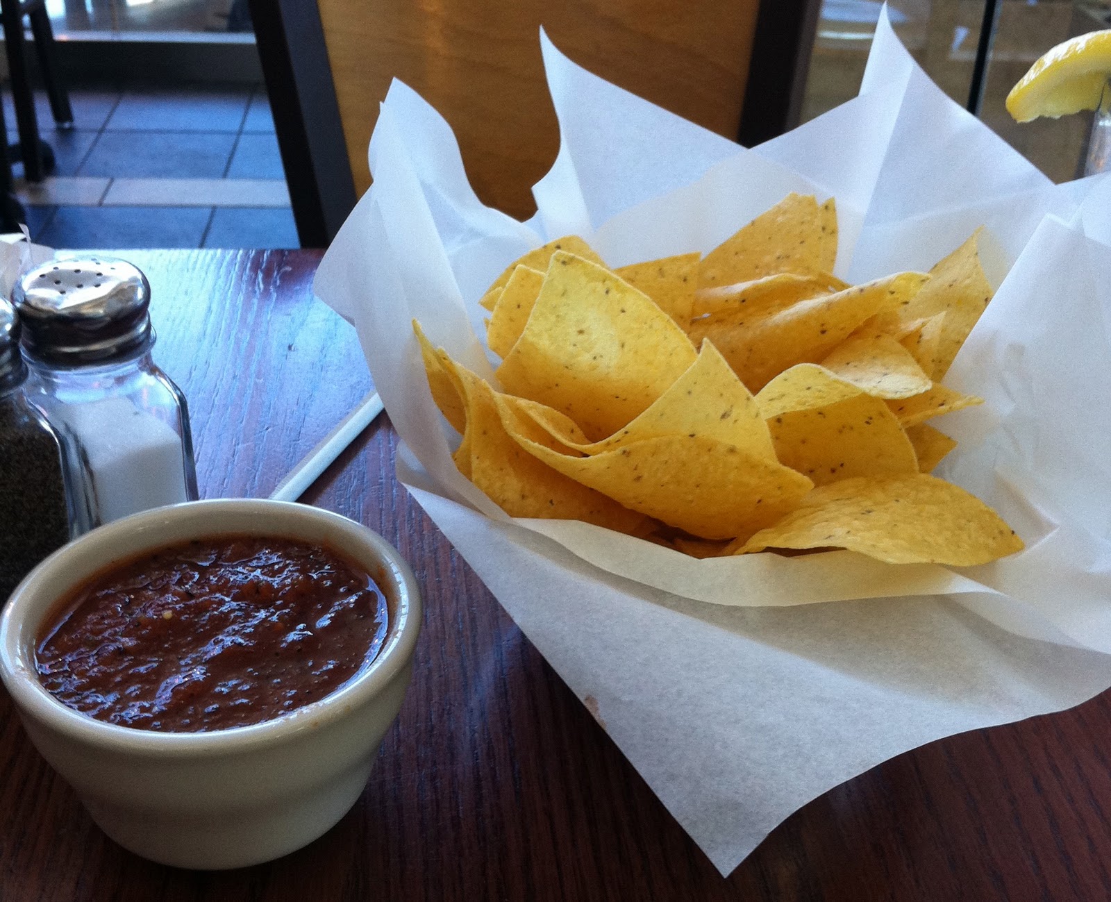 GREAT EATS HAWAII CANTINA LAREDO DALLAS/FT. WORTH AIRPORT CONCOURSE D