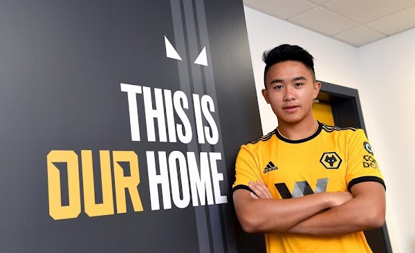 Oficial: Wolverhampton, firma David Wang