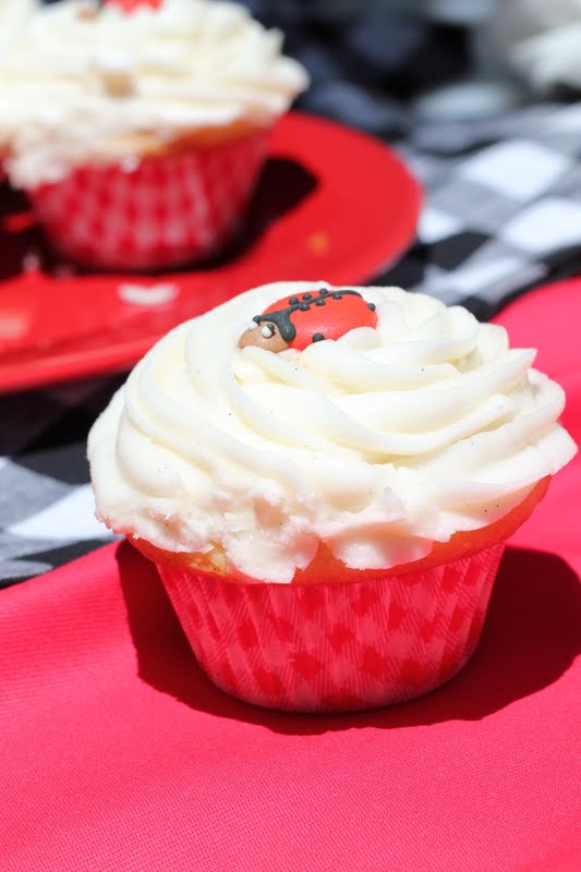 A Little Cuppa Tea Cherries Jubilee Cupcakes