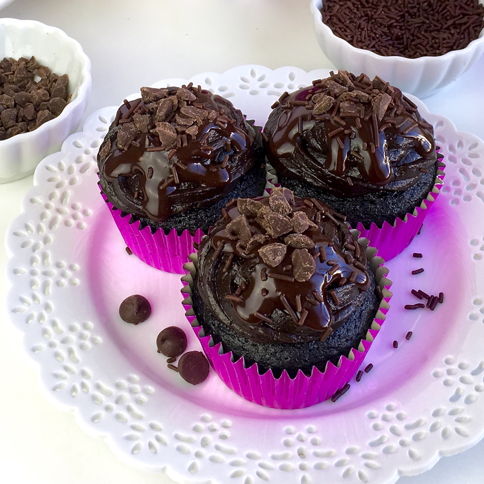 Triple Chocolate Truffle Cupcakes The Lindsay Ann