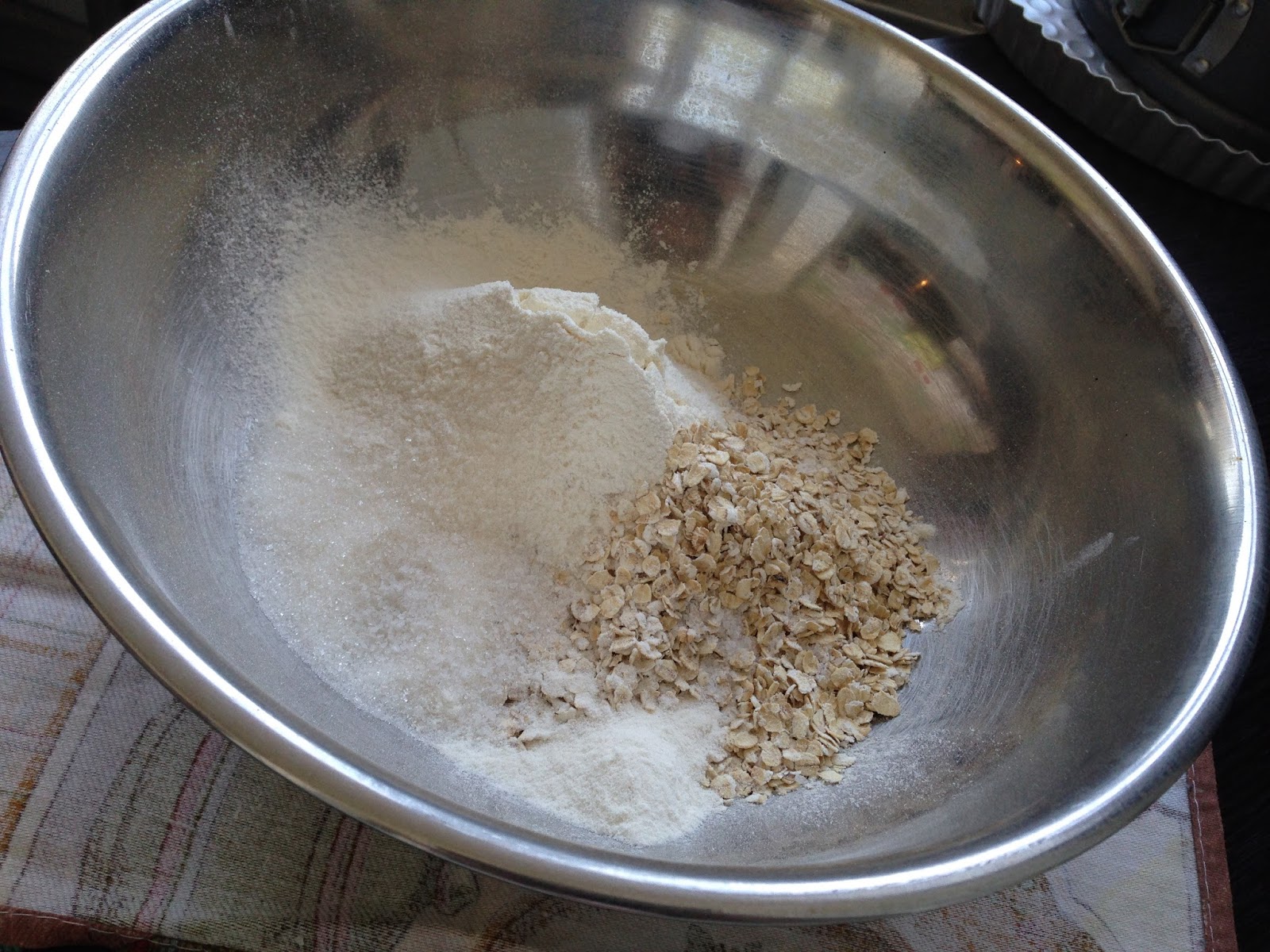 Выжечь бородавку эссенцией. Солью и вылейте в. Активация дрожжей. Солью и вылейте в. Соль в стакане.