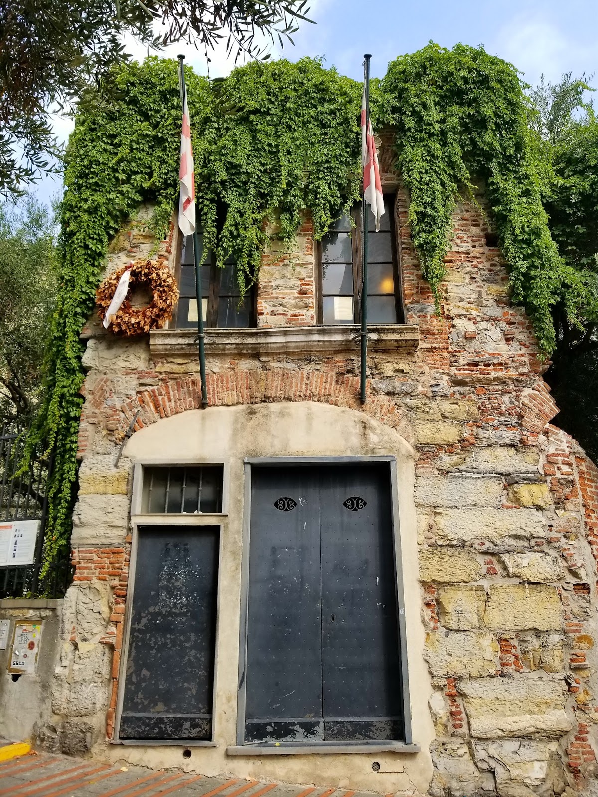 Mille Fiori Favoriti The Historic Center of Genoa, Italy