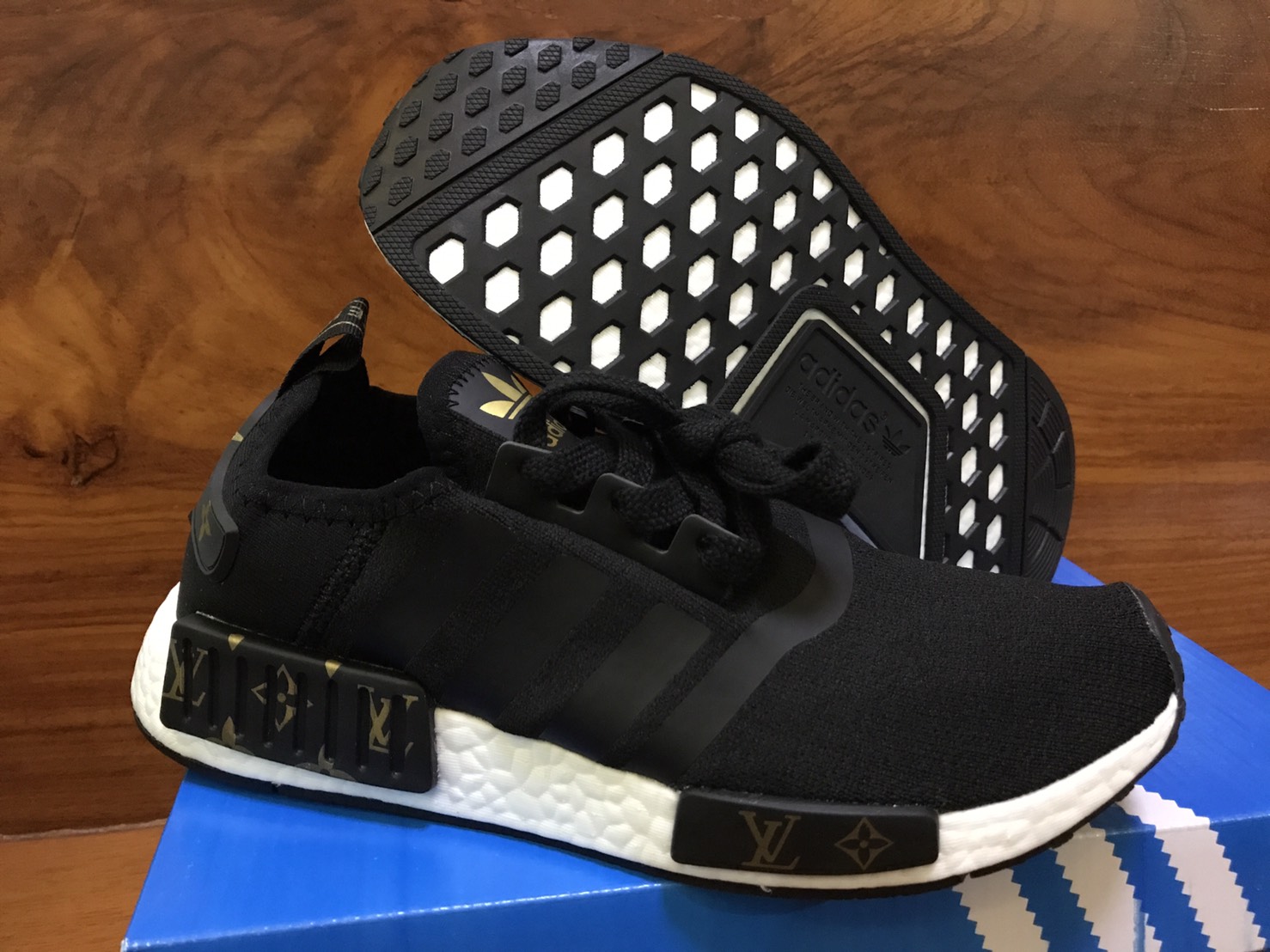 adidas nmd lv