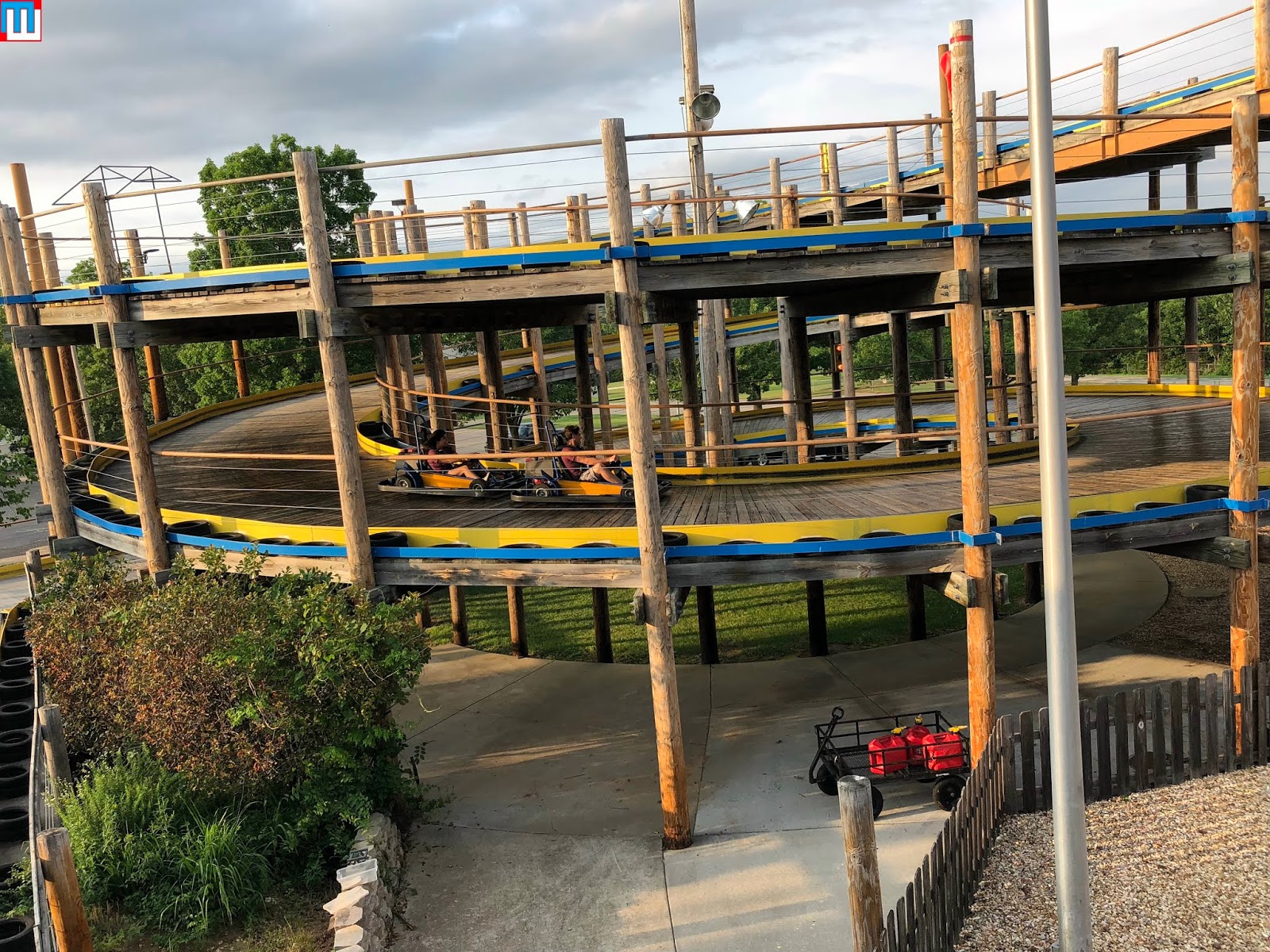 MidwestInfoGuide The Lumber Jack (Branson Tracks)