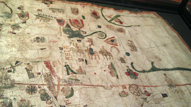 Detalle del mapa de Juan de la Cosa, con los tres Reyes Magos de Oriente. FMN.