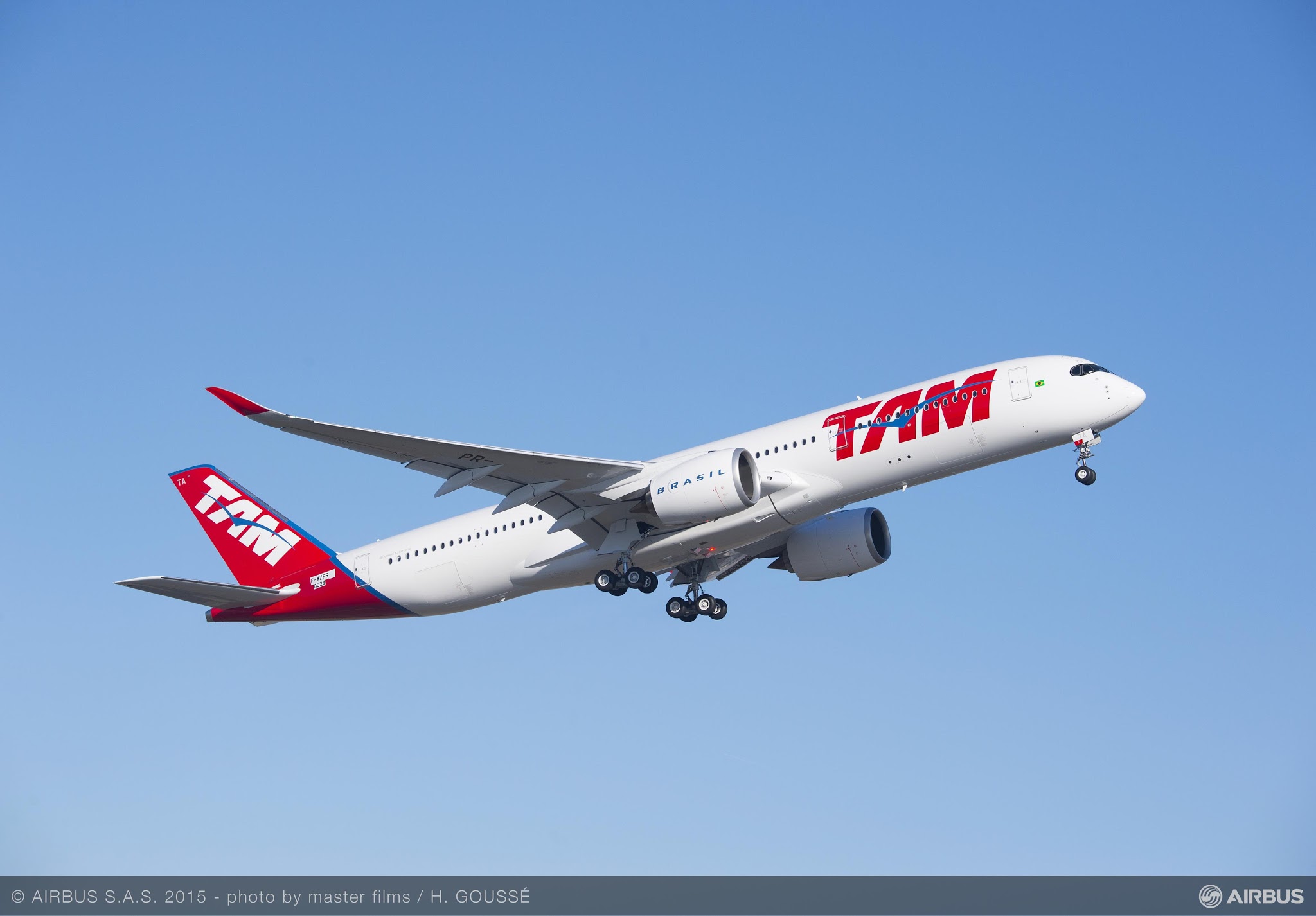 Куда прибывают. A350 LATAM. Tam авиакомпания. A350-900 Turkish Airlines. Самолёт Боинг 787-900 LATAM.