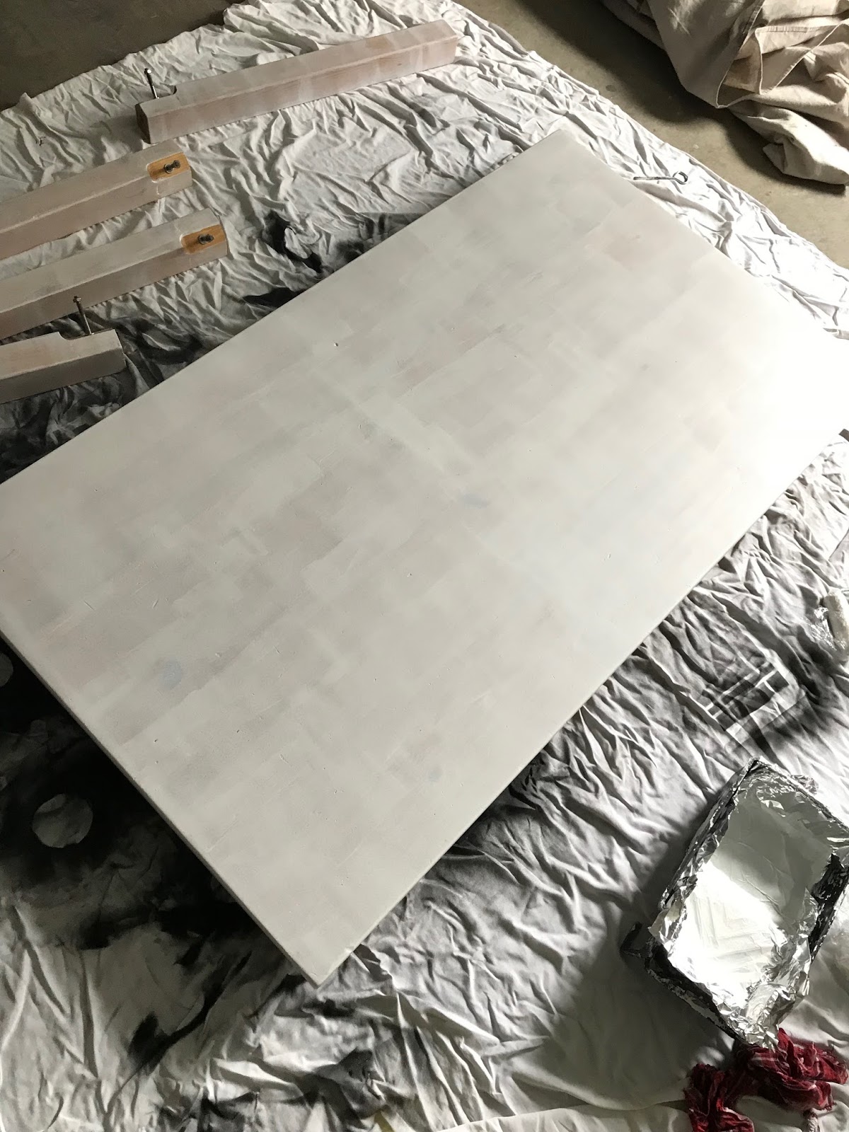 Painting a Table with Fusion Mineral Paint markova design