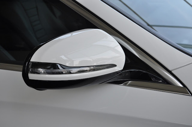 Gương chiếu hậu Mercedes E200 Gương chiếu hậu Mercedes E200 thiết kế lịch lãm, sang trọng