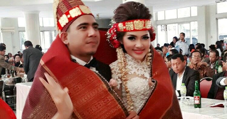 model jas pengantin pria batak toba 
