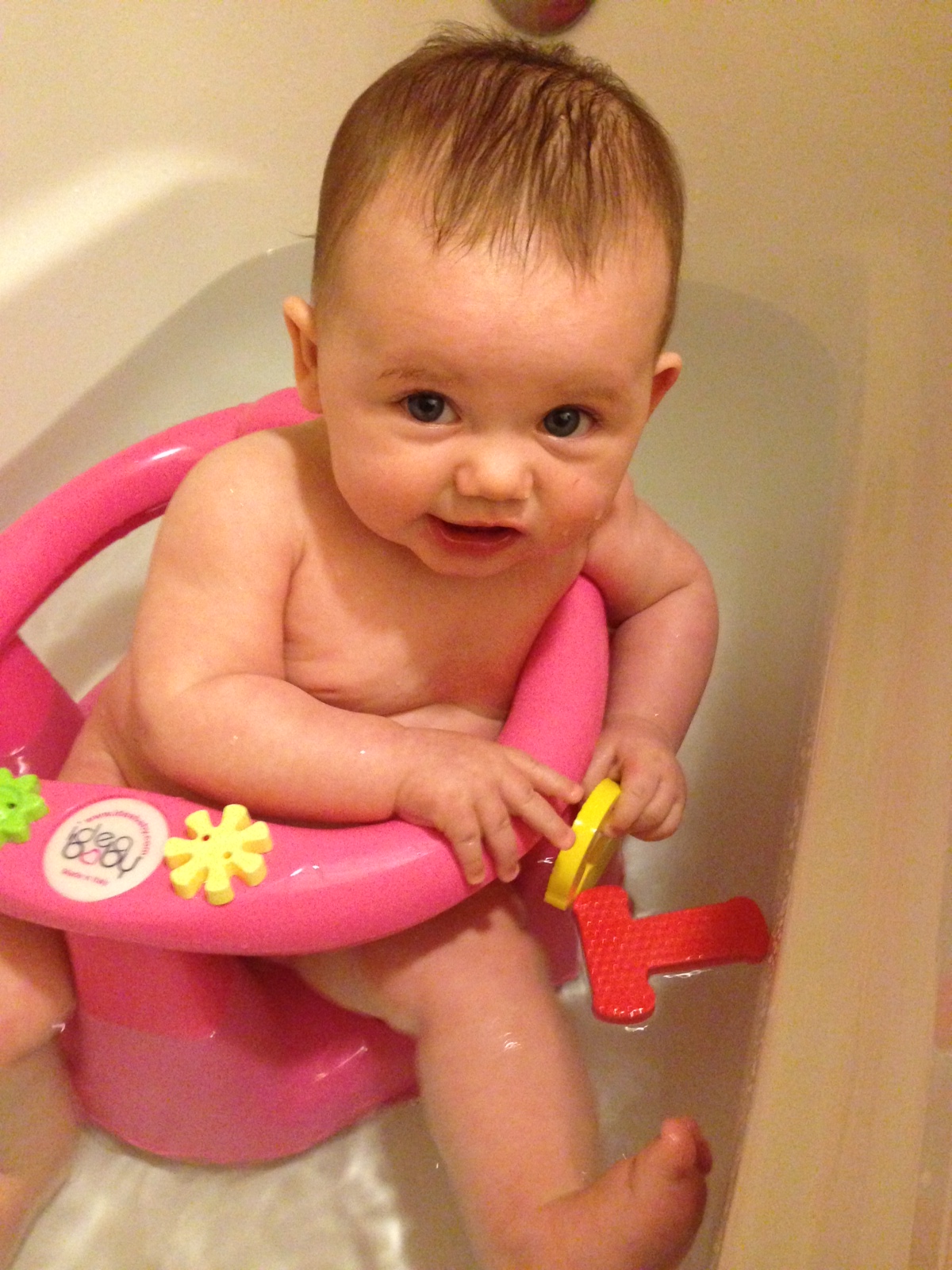 Baby Steps Violet Graduates to Big Girl Bath