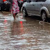 BAHIA / SALVADOR: Chuva cai forte, deixa Ruas sob água e atrapalha trânsito
