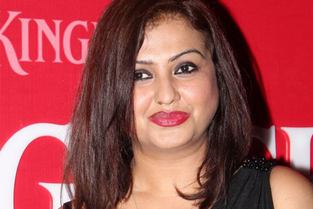 Mumbai Desi Aunties Hot Photos Stills Gallery | Hot Indian Desi Aunties