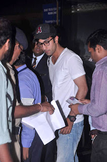 Ranbir Kapoor & Priyanka Chopra leave for IIFA 2012