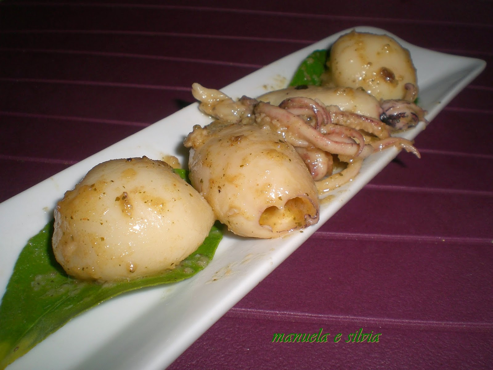 seppioline e calamari in salsa mediterranea profumati al lime