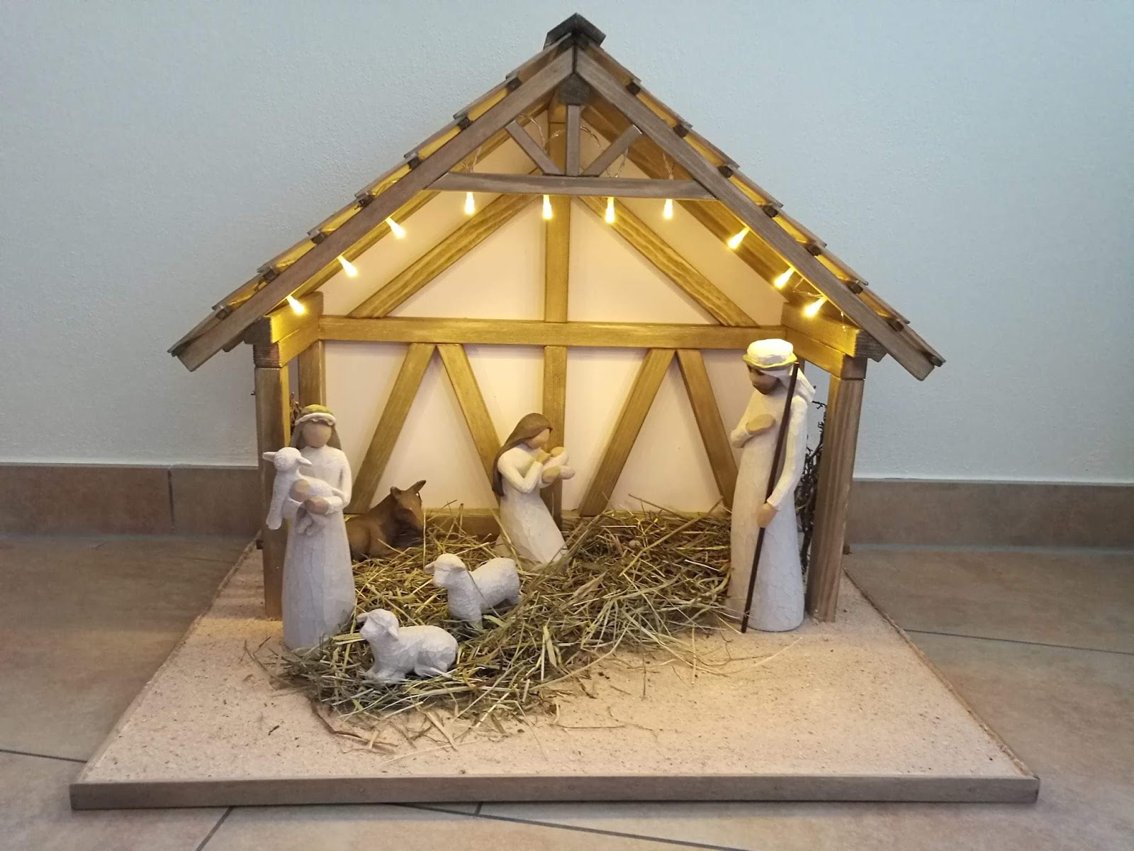 BlütenzauberEgenhausen Willow Tree Krippe