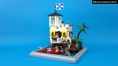 LEGO-Pirates-Bluecoats-Fort-01.jpg