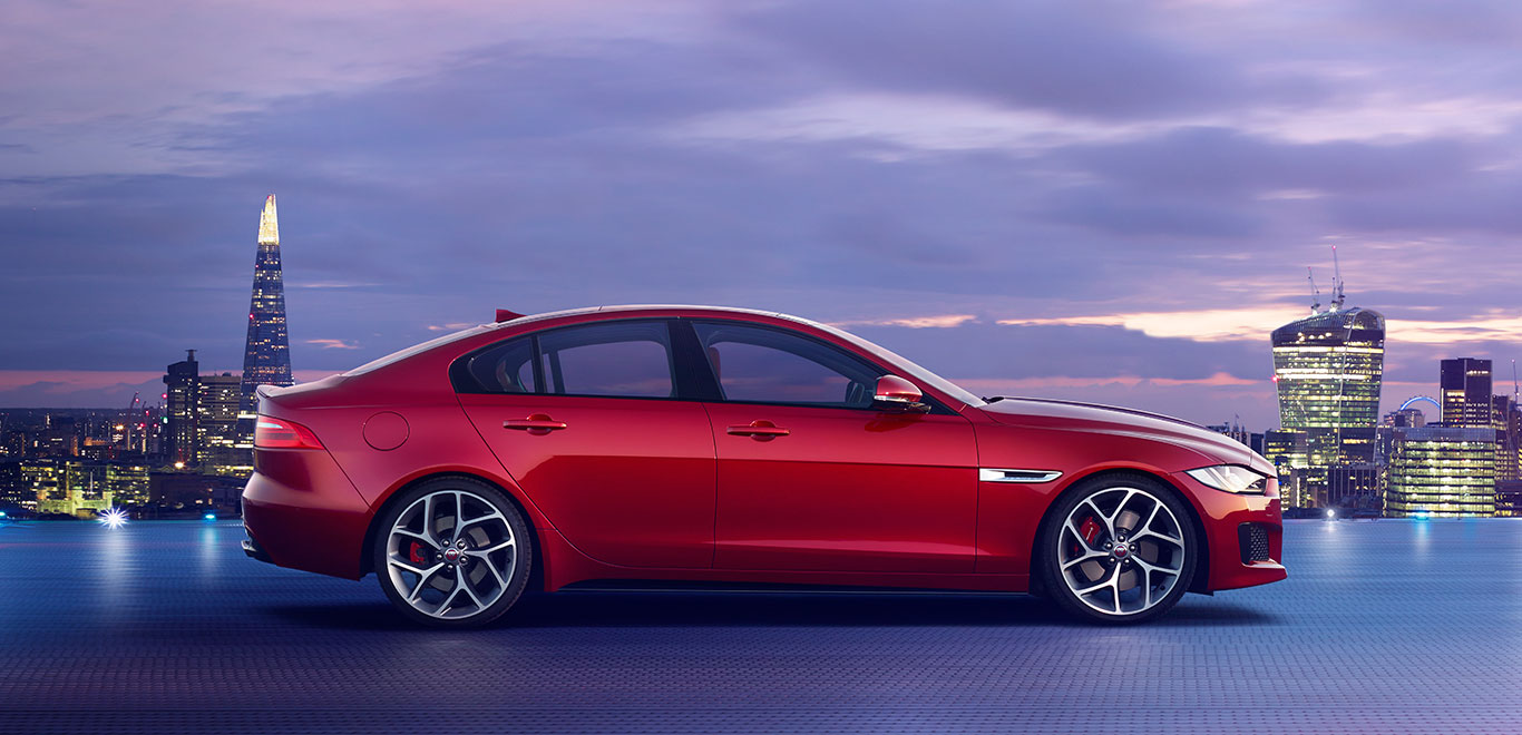 GET READY TO RULE IN THE JAGUAR XE JAGUARPITSTOP GingerSnaps