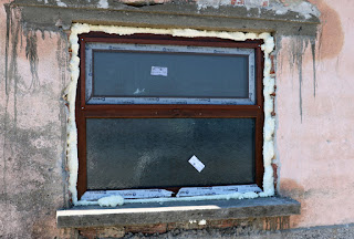 Frosted glass bathroom window Frosted glass bathroom window