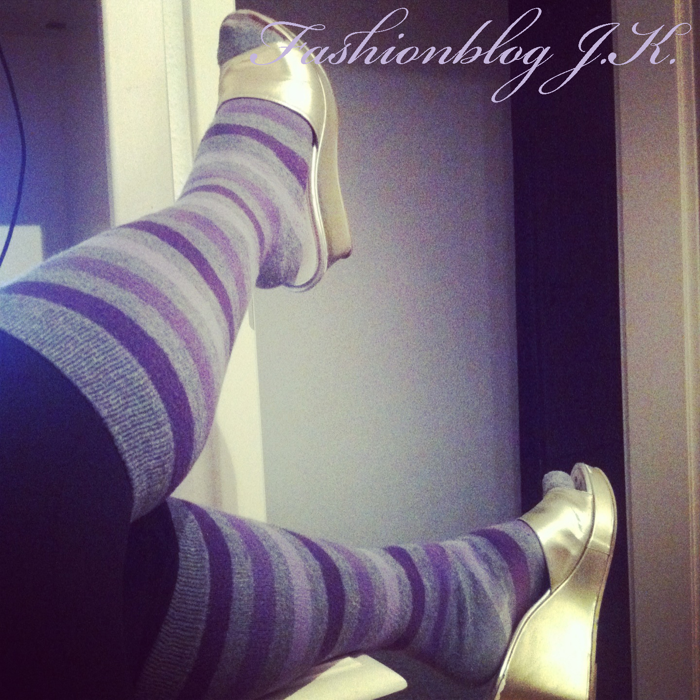 Fall4Me Trend KneeLength Socks over Leggings