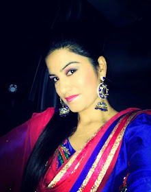 Desi Punjabi singer Kaur B New Sexy Photos