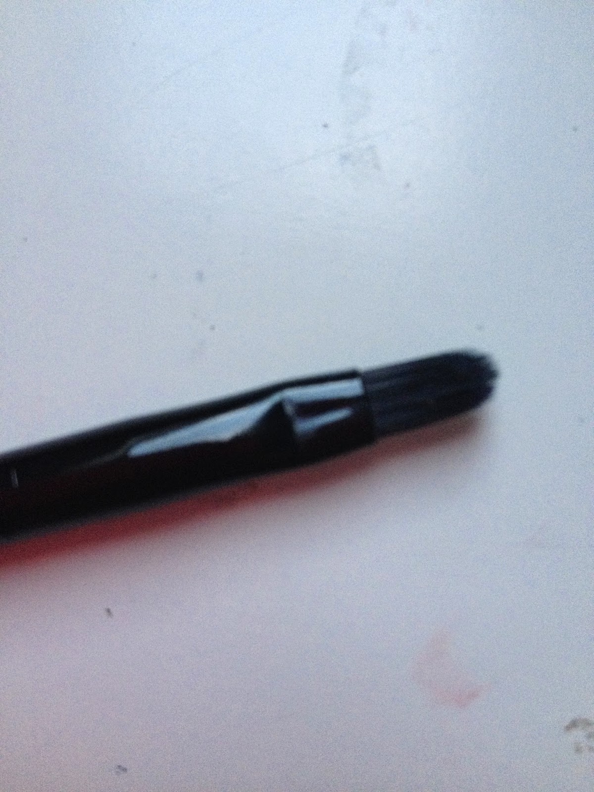 Lifestyle By Kim Max & More Cosmetic Beauty Brushes // Action