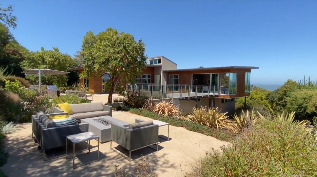 32 Interior Design Photos vs. 5035 Paradise Dr, Tiburon, CA Luxury Home Tour