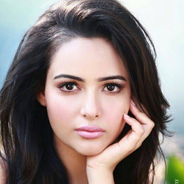 Aanchal munjal age, hot, instagram, movie, wiki, biography Aanchal munjal age, hot, instagram, movie, wiki, biography
