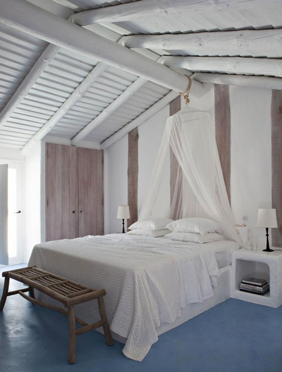 Neo rustic bedroom | Casa Do Barco designed by Vera Iachia