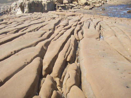 ΛΗΜΝΟΣ: Πετρώματα στο νησί του Ηφαίστου