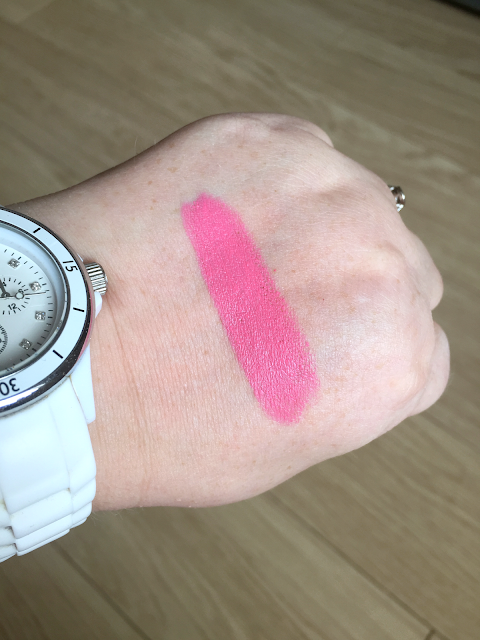 Swatch of MAC Silly