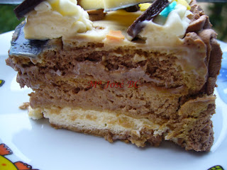 Tarta+Hugo+de+galletas+con+mousse+de+3+chocolates+(31).JPG