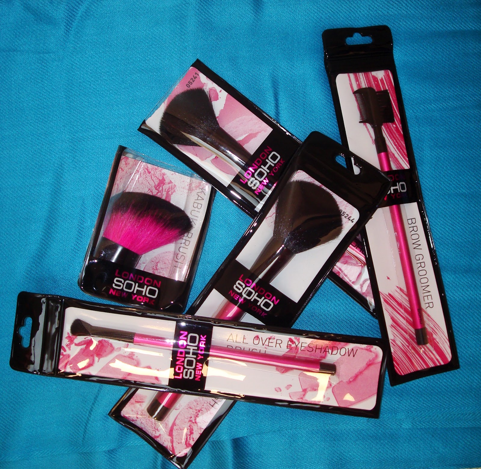 MsCynthia's Blog SOHO Silk Makeup Brushes Haul