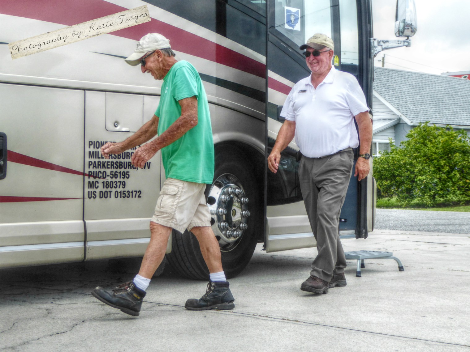 PinecraftSarasota The Pioneer Trails Bus