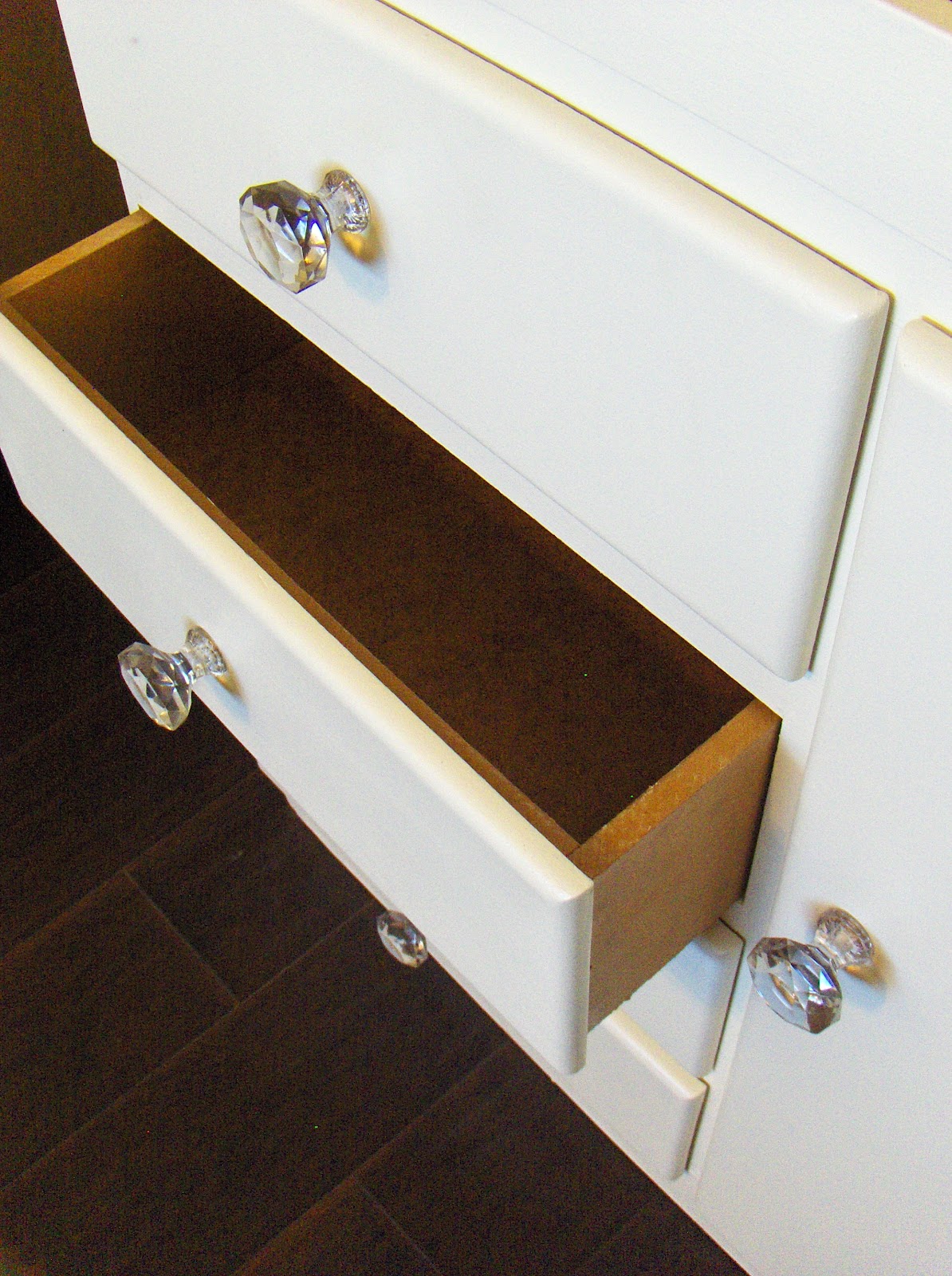 buttermilk boutique SOLD Beautiful Chic Cream Baby Change Table For Sale