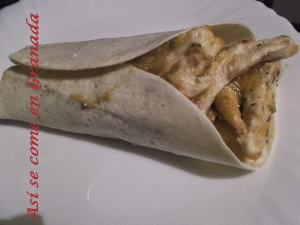 burrito de carne encebollada