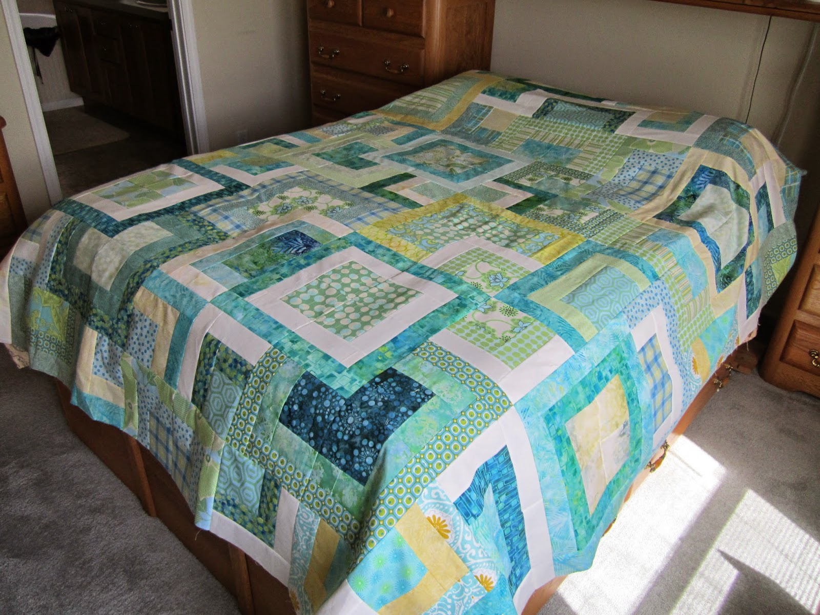 * Simply Stacked Boxes Quilt Top Finished