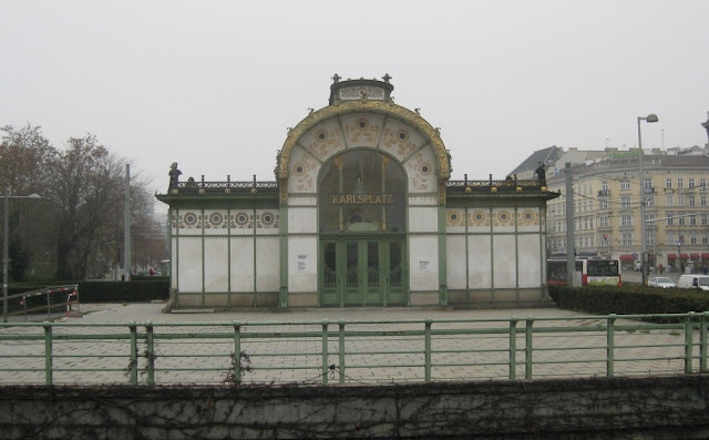 Wien - Karlsplatz Wien - Karlsplatz