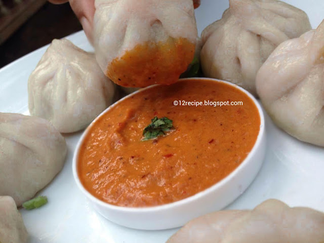 chicken momos