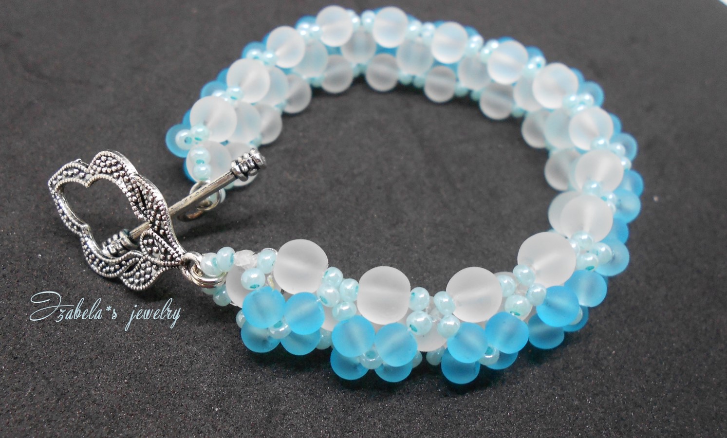 Frosted blue flower bracelet / Izabela craftwork